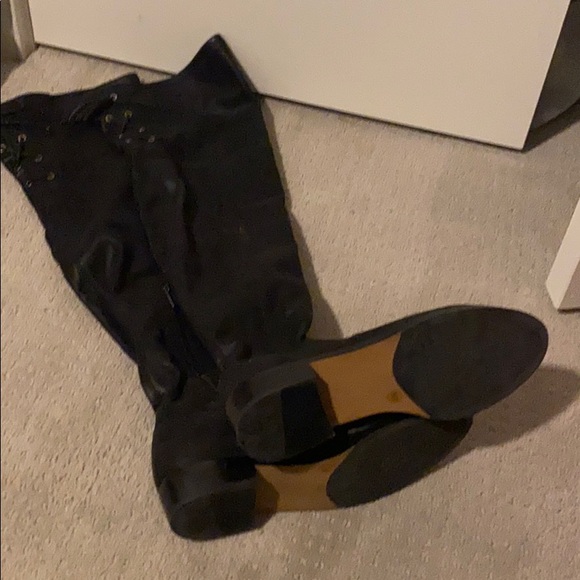 Over the knee black boots - Picture 3 of 7